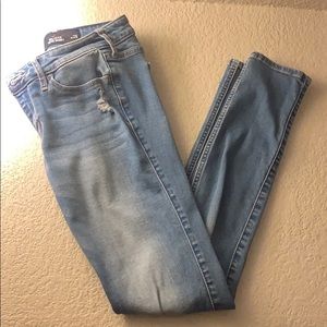 Hollister Super Skinny Jeans